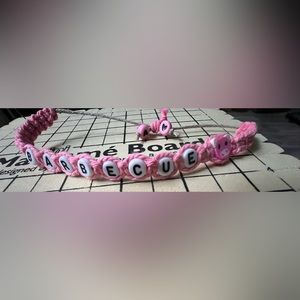 Barbecue pig “pork” bracelet, hemp cord with cotton and beads.